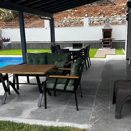Villa Black Pearl Private Luxury With Pool & Sea View *