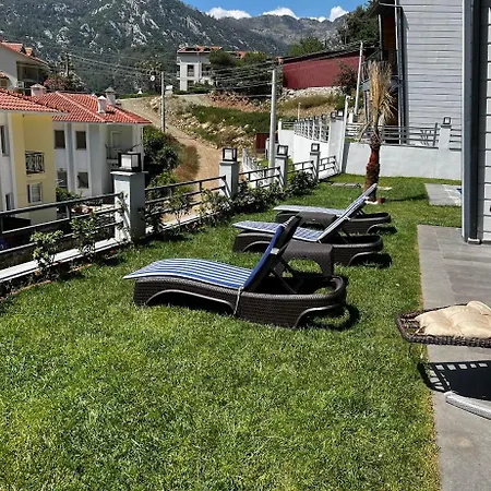 Vila Black Pearl Turunc Marmaris