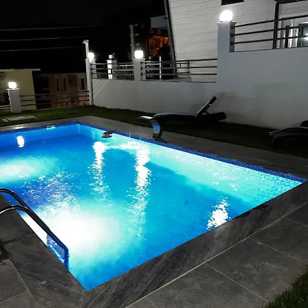 Black Pearl Private Luxury With Pool & Sea View Villa *
